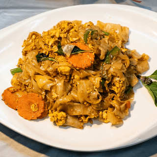 Drunken Noodles (Lunch)